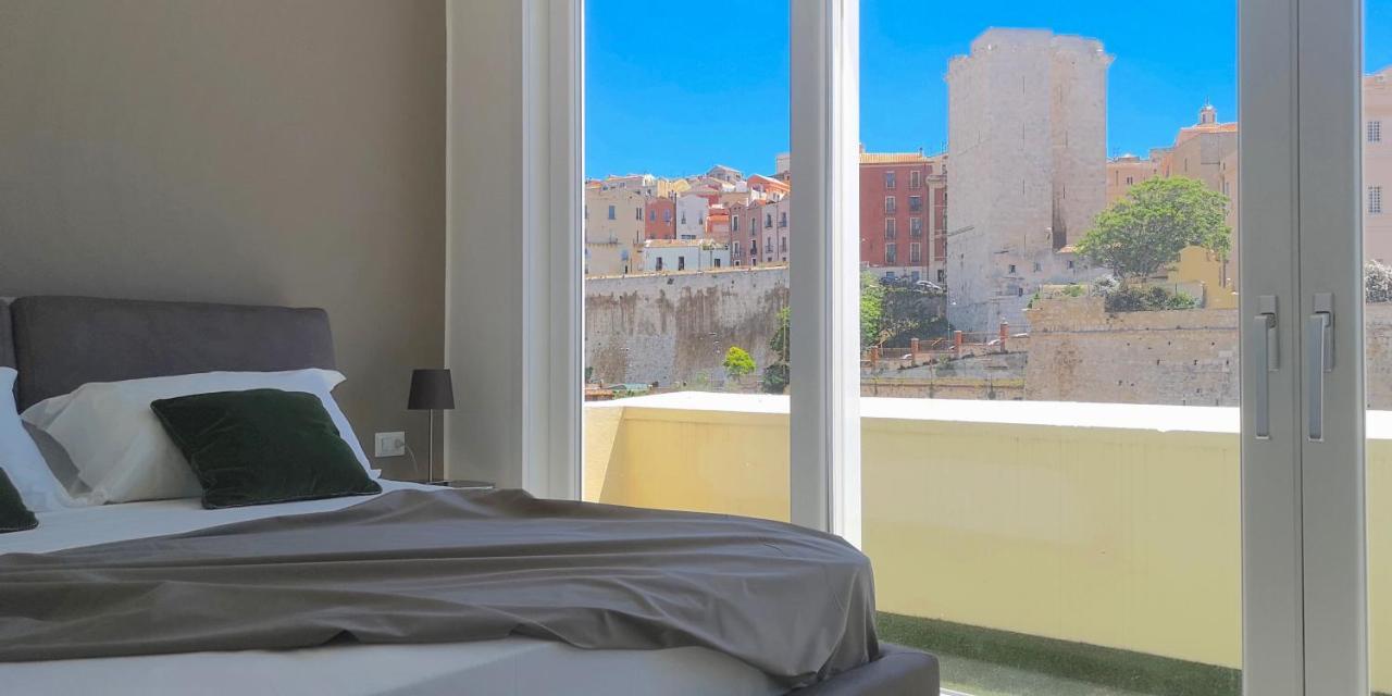 Vista Suites - Piazza Yenne Cagliari Buitenkant foto