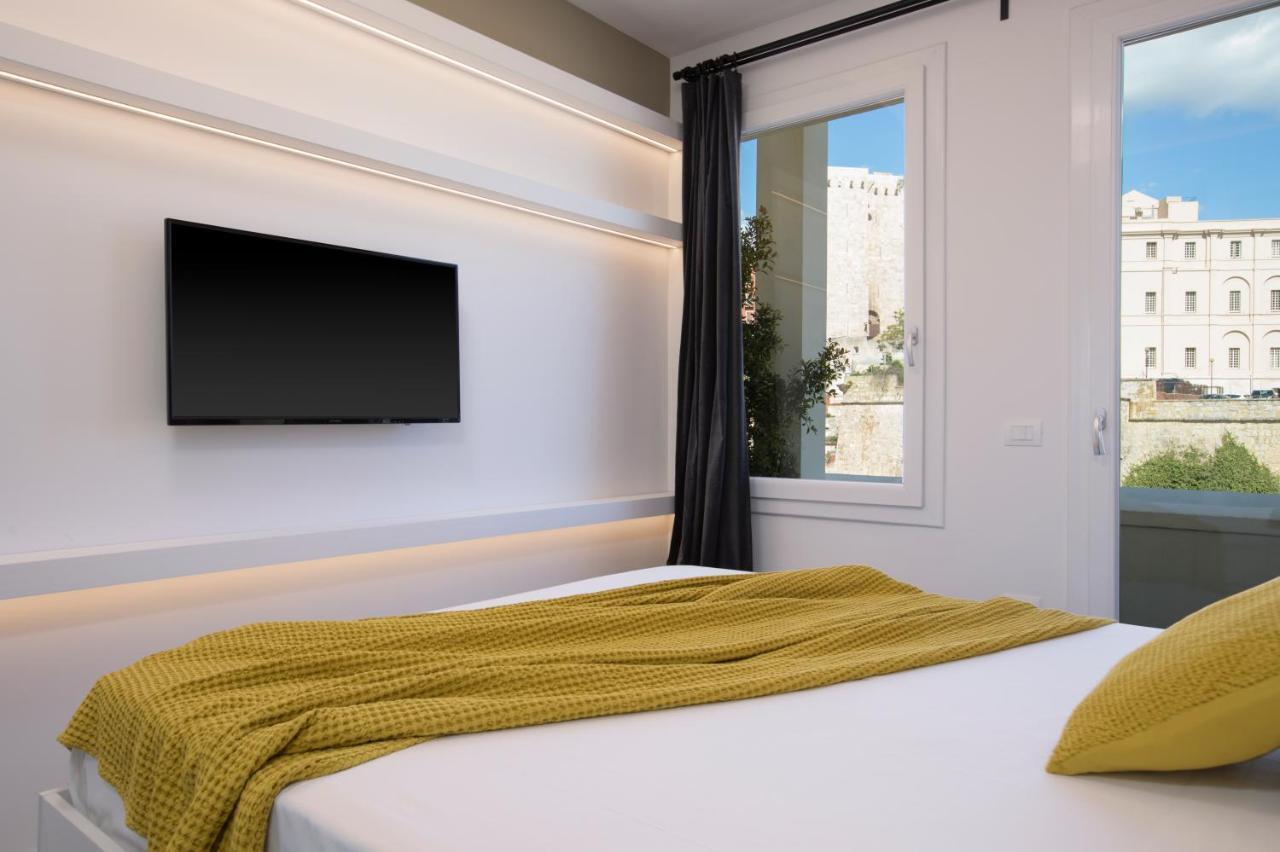 Vista Suites - Piazza Yenne Cagliari Buitenkant foto